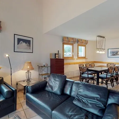 Apartman Grischalva 7